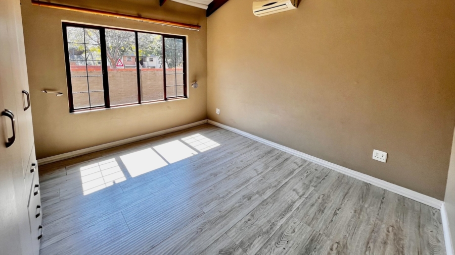 3 Bedroom Property for Sale in Waterval East North West
